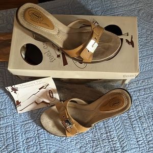 Women’s Dr Scholl’s Wedge Sandals